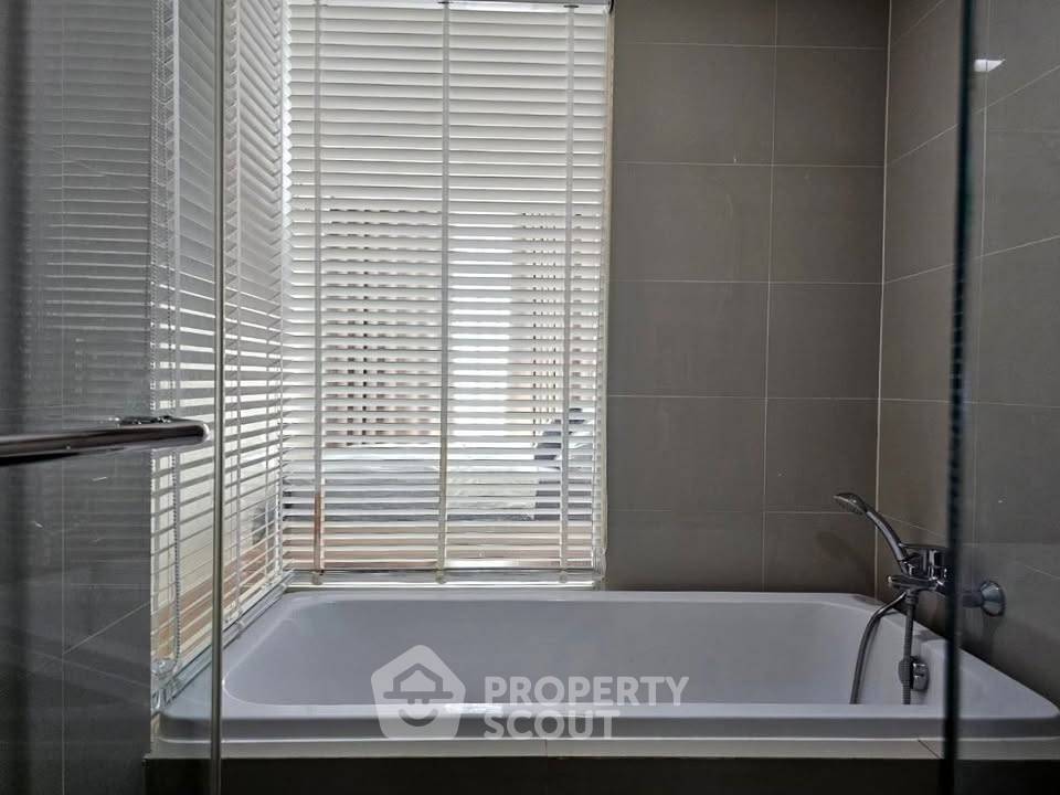 picture Pet-Friendly 1-BR At Maestro 39 Sukhumvit 39 Near BTS Phrom Phong (ID 3327036) - 11/11
