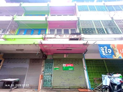 Shophouses for sale Bangkok : SHOP HOUSE 12 Sq.w. Bang Kapi Bangkok for 2.1M