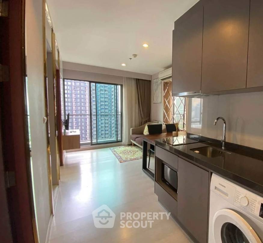 picture 1-BR Condo at Rhythm Asoke near MRT Phra Ram 9 (ID 3142589) - 7/10
