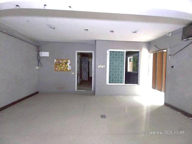 picture TOWN HOUSE 37.5 Sq.w. Khlong Sam Wa Bangkok for 3.3M - 8/37