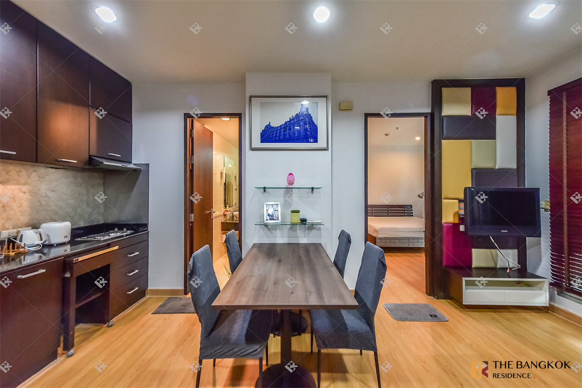 picture Baan Klang Krung Siam Pathumwan near BTS Ratchathewi Condo in High-potential, Central City Location - 10/10