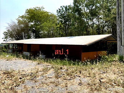 Houses for sale Loei : HOME 1815 Sq.w. Nong Hin Loei for 1.4M
