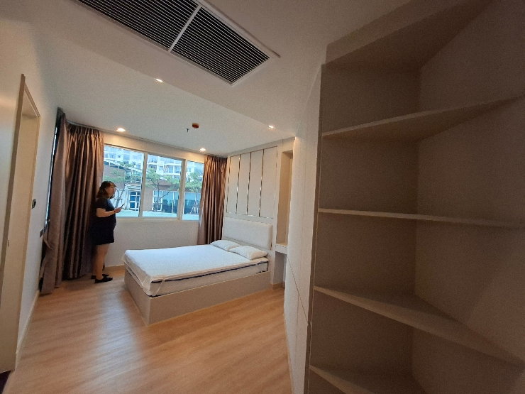 รูป ให้เช่า ศุภาลัยเวลลิงตัน1
ศูนย์วัฒนธรรม 
**ห้องรีโนเวทแล้ว***
2 ห้องนอน 2 ห้องน้ำ 30,000 บาท - รูปที่ 20/52