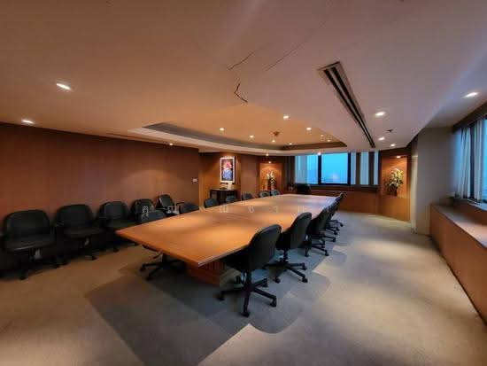 รูป ขาย สำนักงาน ตึก S.S.P Tower 1 เอกมัย ใกล้ทองหล่อ ขนาด 840 ตรม.  32,000,000 บาท - รูปที่ 9/20
