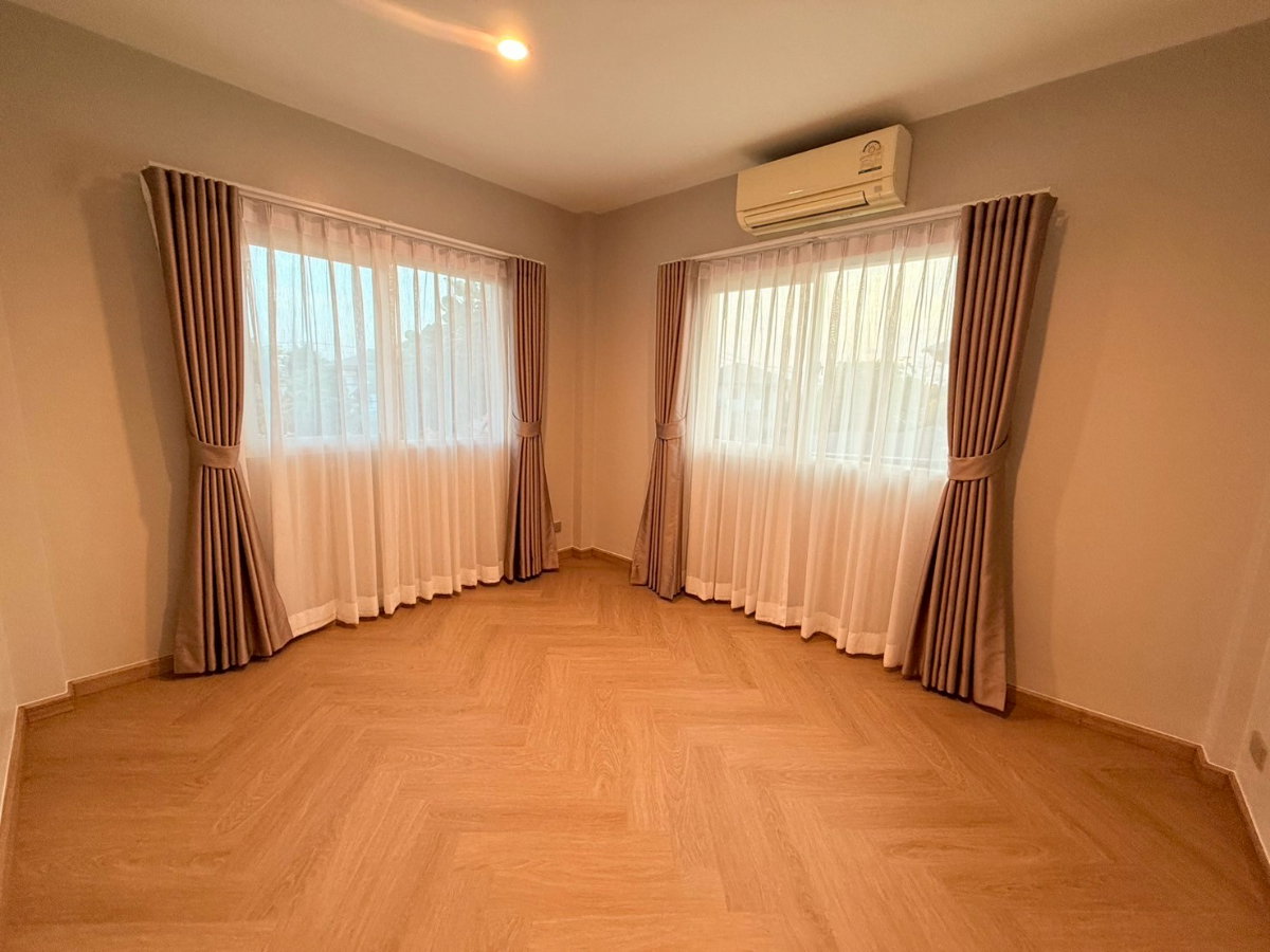 รูป ขายบ้านเดี่ยว หลัมุม Casa Ville รามอินทรา หทัยราษฏร์ 113 ตรว 4 นอน รีโนเวททั้งหลัง พร้อมอยู่ 2 ชั้น - รูปที่ 23/25