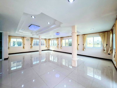 บ้านเดี่ยว ถนนพหลโยธิน : ขาย บ้านเดี่ยว 2 ชั้น หมู่บ้านชลลดา สายไหม 34 56 ตรว