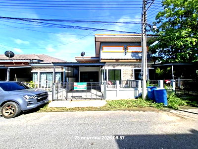 Townhouses for sale Eastern Seaboard Industrial Estate : TOWN HOUSE 26 Sq.w. Pluak Daeng Rayong for 1.2M