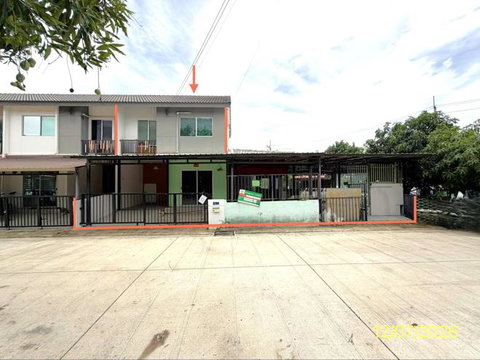 TOWN HOUSE 38.6 Sq.w. Muang Pathum Thani Pathumthani for 2.5M