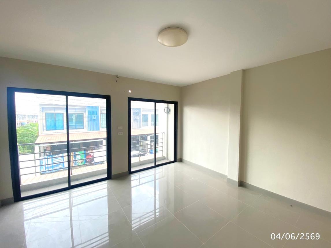 picture TOWN HOUSE 35.1 Sq.w. Thanyaburi Pathumthani for 2.1M - 30/37