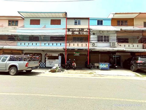 SHOP HOUSE 16 Sq.w. Phayakkhaphum Phisai Maha Sarakham for 1.5M