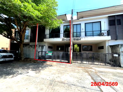 Townhouses for sale สถานีขนส่งสุราษฎร์ธานี : TOWN HOUSE 28 Sq.w. Muang Surat Thani Surat Thani for 1.8M