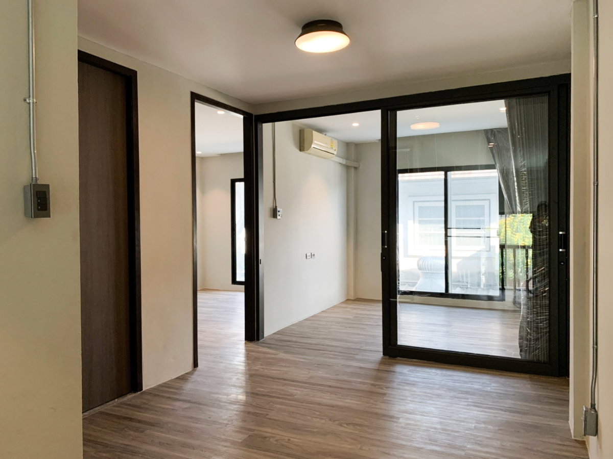 รูป 🏡 ให้เช่า ทาวน์เฮาส์ 2 ชั้น หมู่บ้านศิขริน รามคำแหง 24 แยก 30 - รูปที่ 6/13