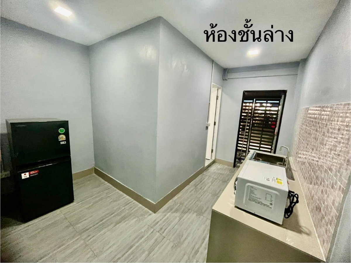 รูป ขายทาวน์เฮาส์รีโนเวทใหม่ พร้อมผู้เช่า - รูปที่ 2/19