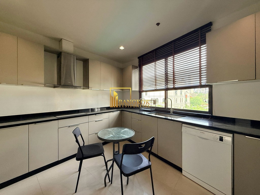 รูป Suwansawat Condo | Large 4 Bedroom Property in Sathorn Area - BR62093CD - รูปที่ 9/44