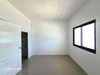 listing thumbnail image 32