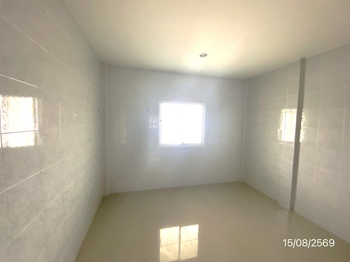 picture TOWN HOUSE 25.7 Sq.w. Phanat Nikhom Chonburi for 1.1M - 20/31