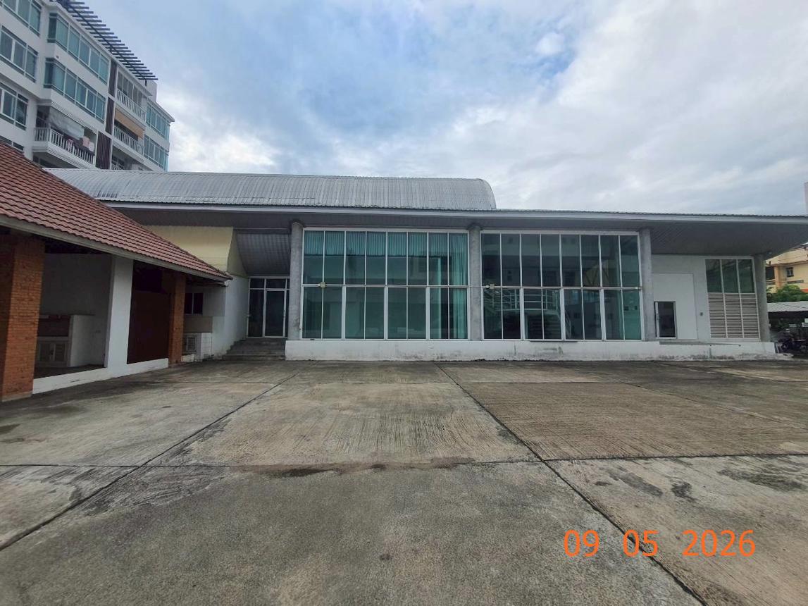 picture OFFICE 841 Sq.w. Muang Chiang Mai Chiang Mai for 121.5M - 52/99