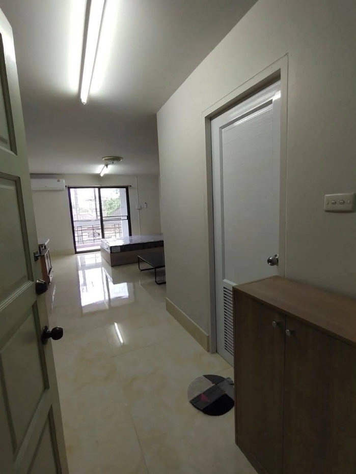 picture Suphasan Condo (Fully Furnished) - 1/9