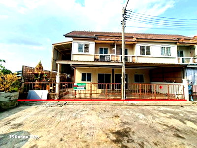 ขายทาวน์โฮม : ทาวน์เฮ้าส์ 53.3 ตร.วา วราภิรมย์ นครชัยศรี นครชัยศรี นครปฐม 2.4M
