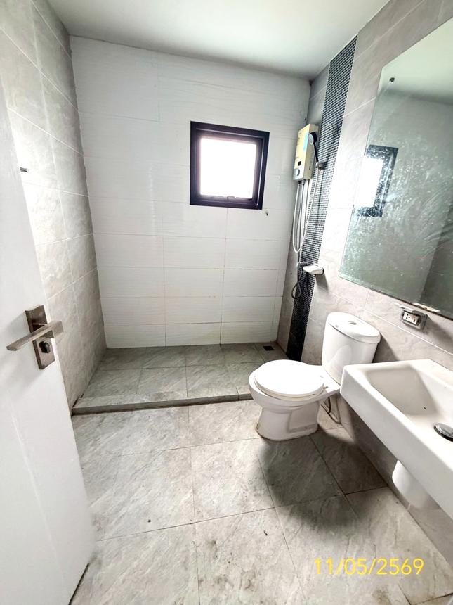 picture HOME 36.6 Sq.w. Khlong Sam Wa Bangkok for 3.6M - 30/39