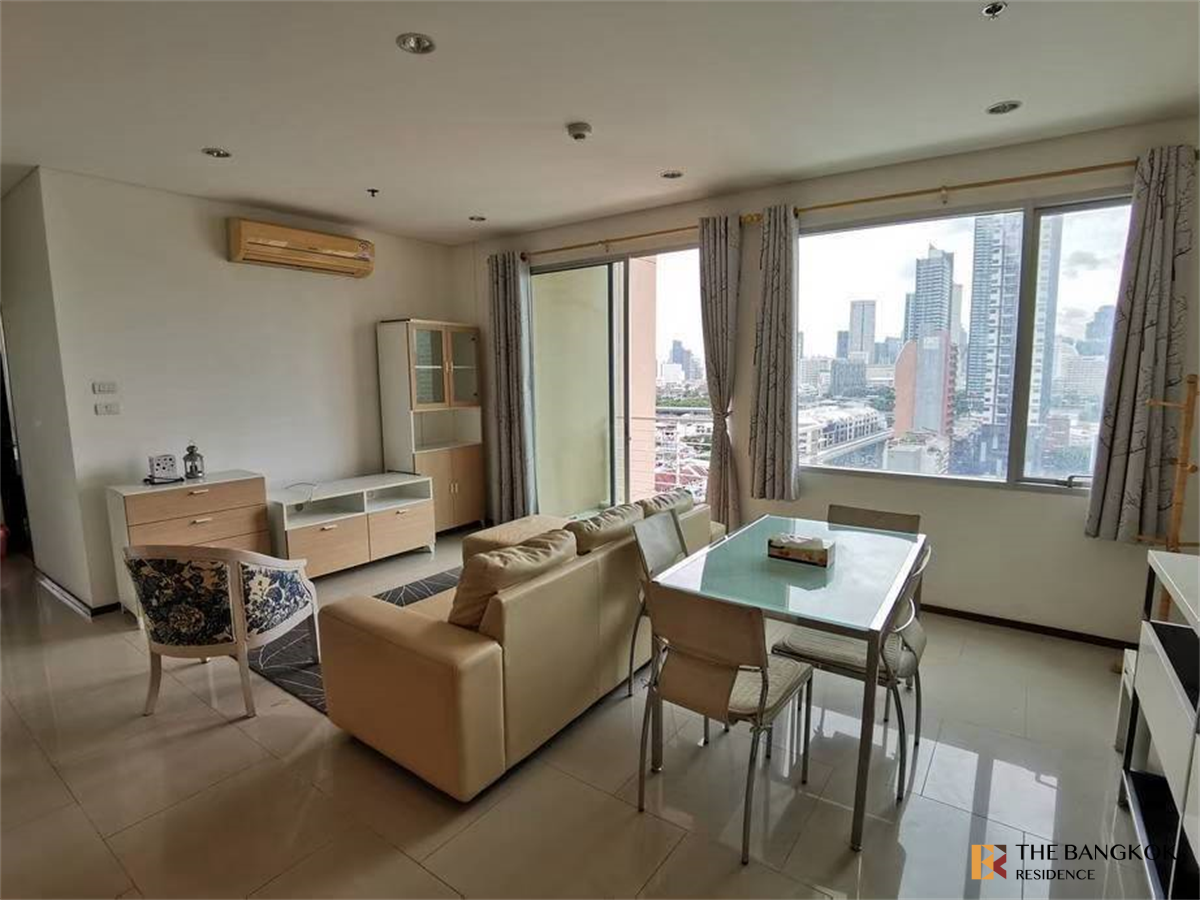 picture Move-in Ready, Just Bring Your Stuff Villa Sathorn near BTS Krung Thonburi - 1/9