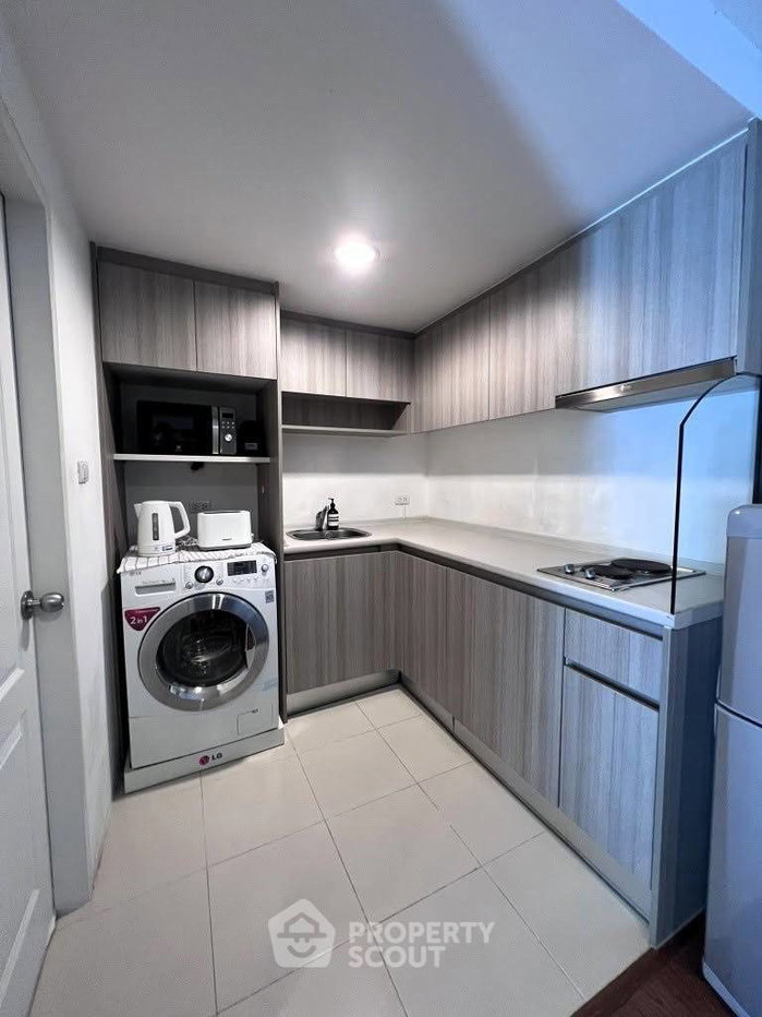 picture Great Value 1-BR At Belle Grand Rama 9 Near MRT Phra Ram 9 (ID 3088871) - 4/5