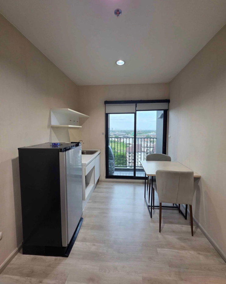 picture Plum Condo Central Station Phase 2 - 3/8