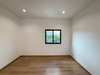listing thumbnail image 32