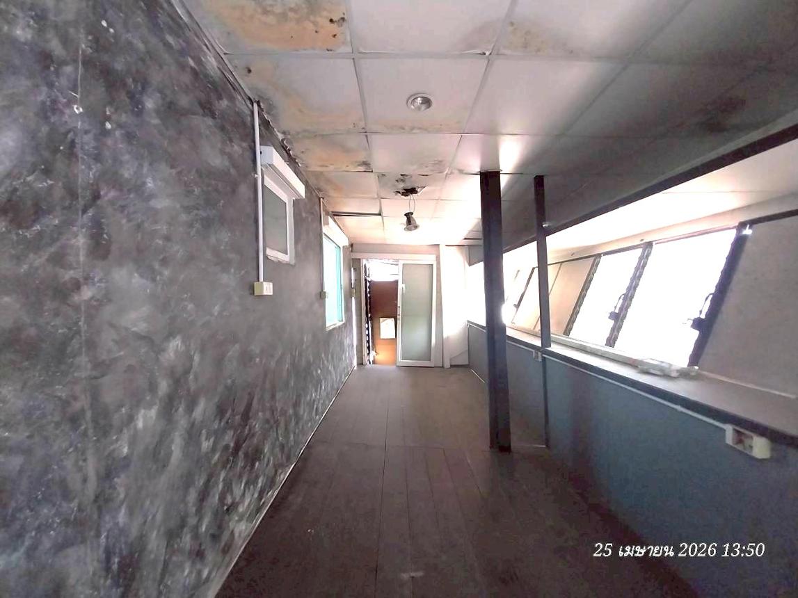 picture TOWN HOUSE 37.5 Sq.w. Khlong Sam Wa Bangkok for 3.3M - 33/37