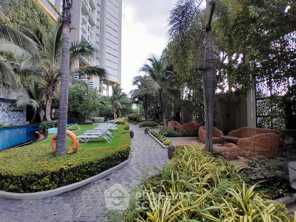 picture 32nd-Floor 2-BR Condo At Wyndham Jomtien Pattaya (ID 3328373) - 9/24