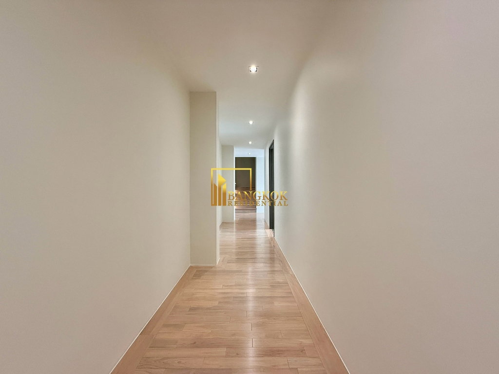 picture 32 Residence | Luxurious 5 Bedroom Pool Villa in Pattanakarn - BR28367SH - 26/43