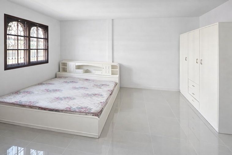 2-bed townhouse for rent, 140 sqm, 17 sq wah, Khan Na Yao