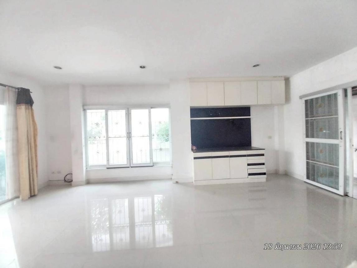 picture TOWN HOUSE 27.1 Sq.w. Saphan Sung Bangkok for 2.8M - 18/31
