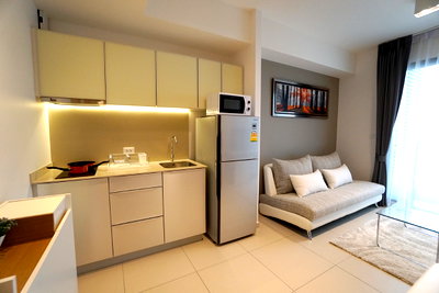 Condos for rent : MN019503 | 1Bed | 1Bath | BTS Ekkamai | 35sqm | THB 28,000/mo | Fl.16 — The lofts ekkamai Ekkamai
