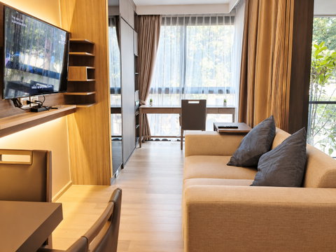 ขายด่วนคอนโดทองหล่อ 1BR ใกล้ BTS 350 ม. | มีผู้เช่าแล้ว ROI 4.40% ฿5.45M - U6612559