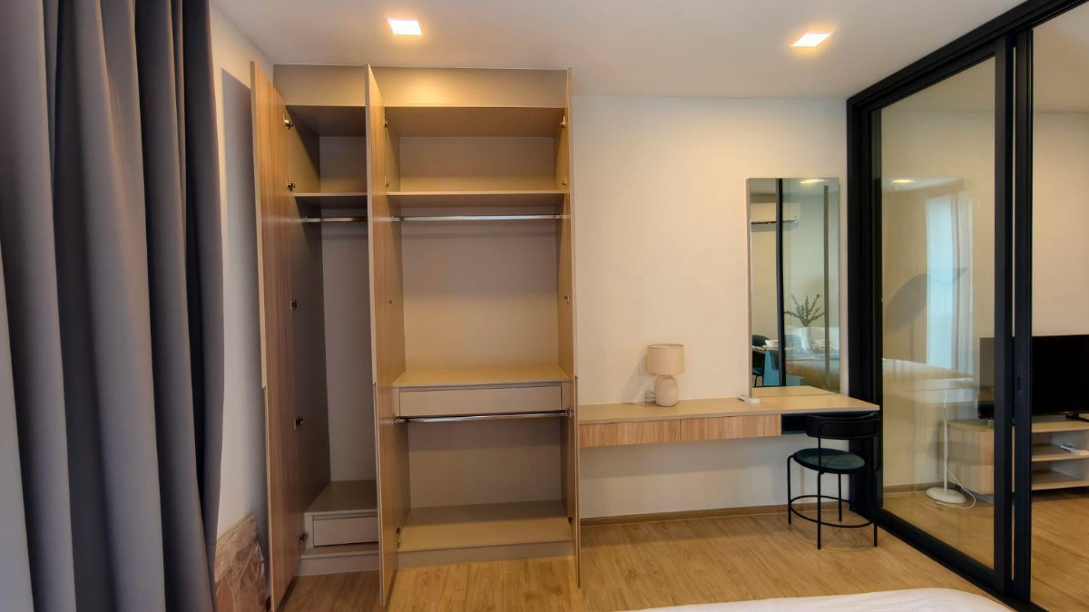 picture Brand-new unit never been occupied - 12/17