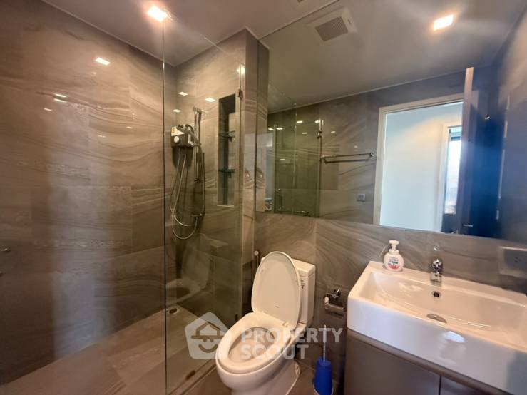 รูป คอนโด 2 ห้องนอน 65 ตร.ม. ไอดีโอ คิว สุขุมวิท 36 ใกล้ BTS ทองหล่อ 400 ม. (ID 1235773) - รูปที่ 15/17