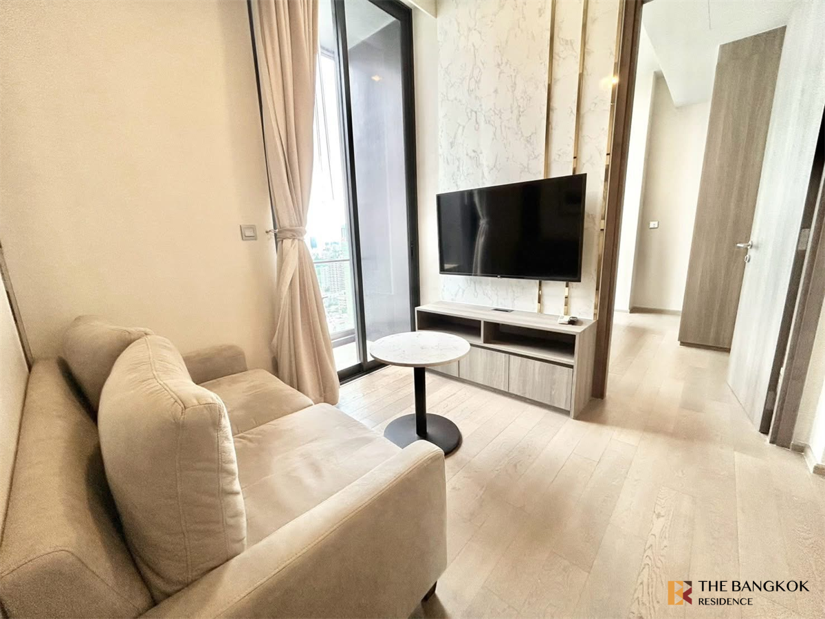 picture Condo with the Best Location Celes Asoke near MRT Sukhumvit Station - 5/9
