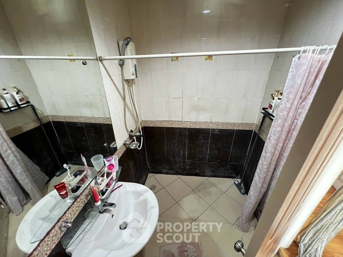 picture 5-BR Townhouse in Lat Yao (ID 3326877) - 33/36