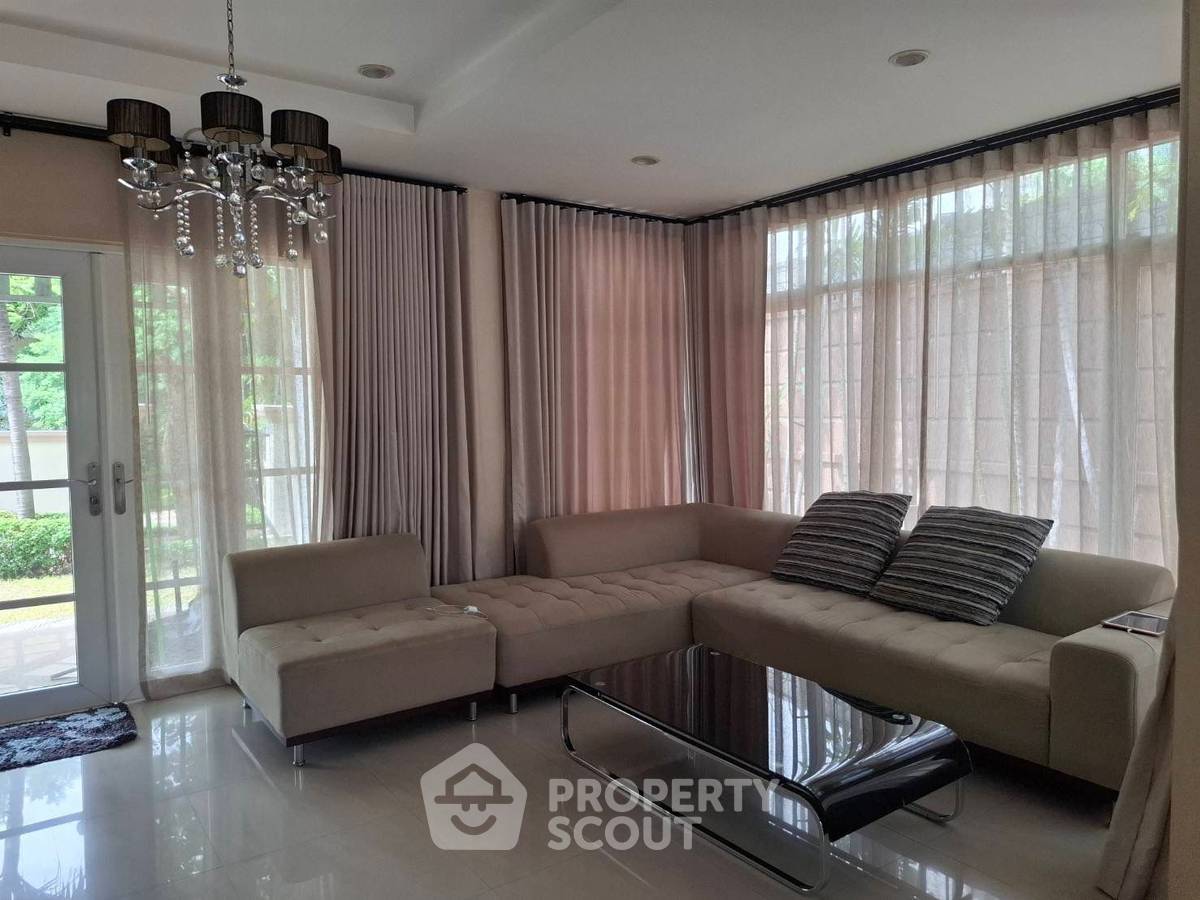 picture 3-BR House in Khlong Thanon (ID 3328707) - 3/16