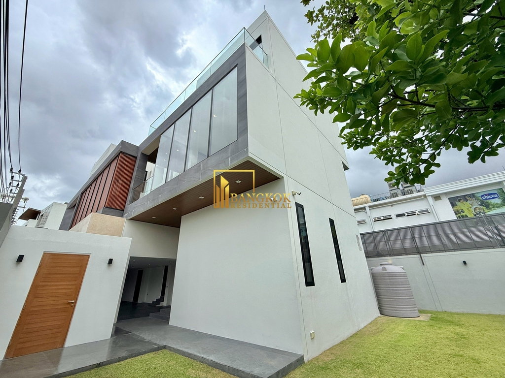 picture 32 Residence | Luxurious 5 Bedroom Pool Villa in Pattanakarn - BR28367SH - 39/43