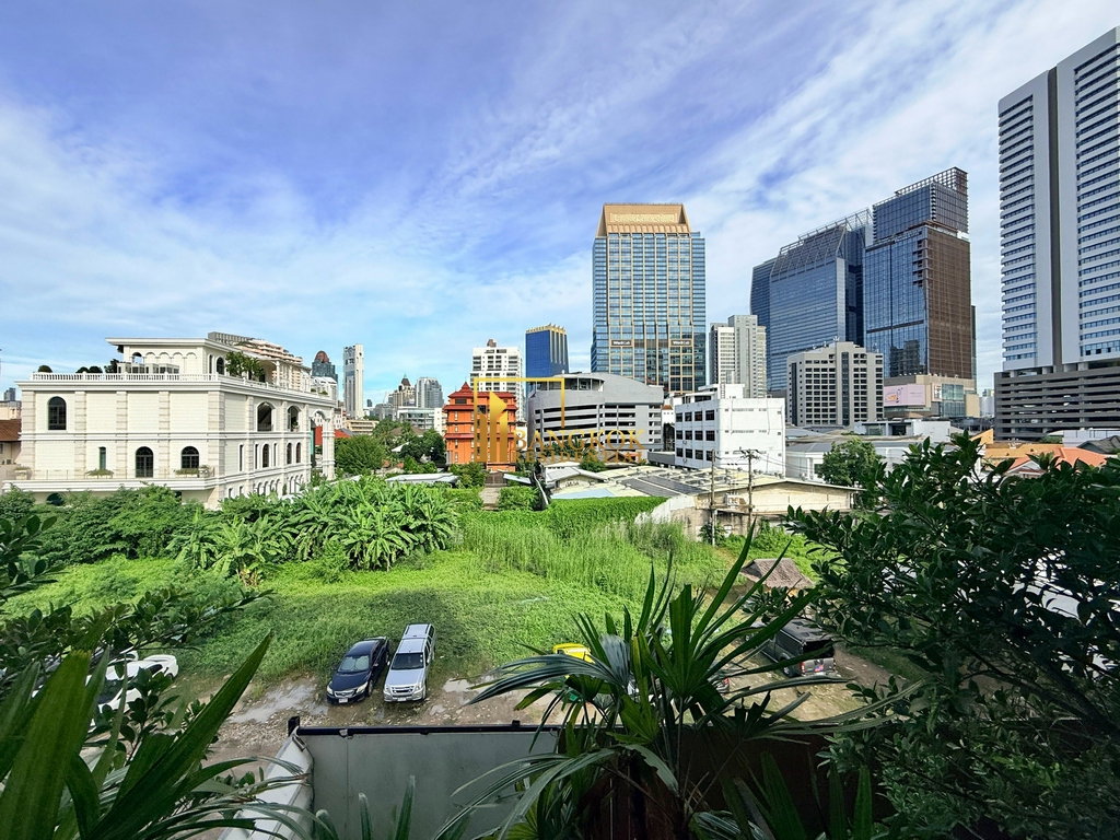 รูป Suwansawat Condo | Large 4 Bedroom Property in Sathorn Area - BR62093CD - รูปที่ 7/44
