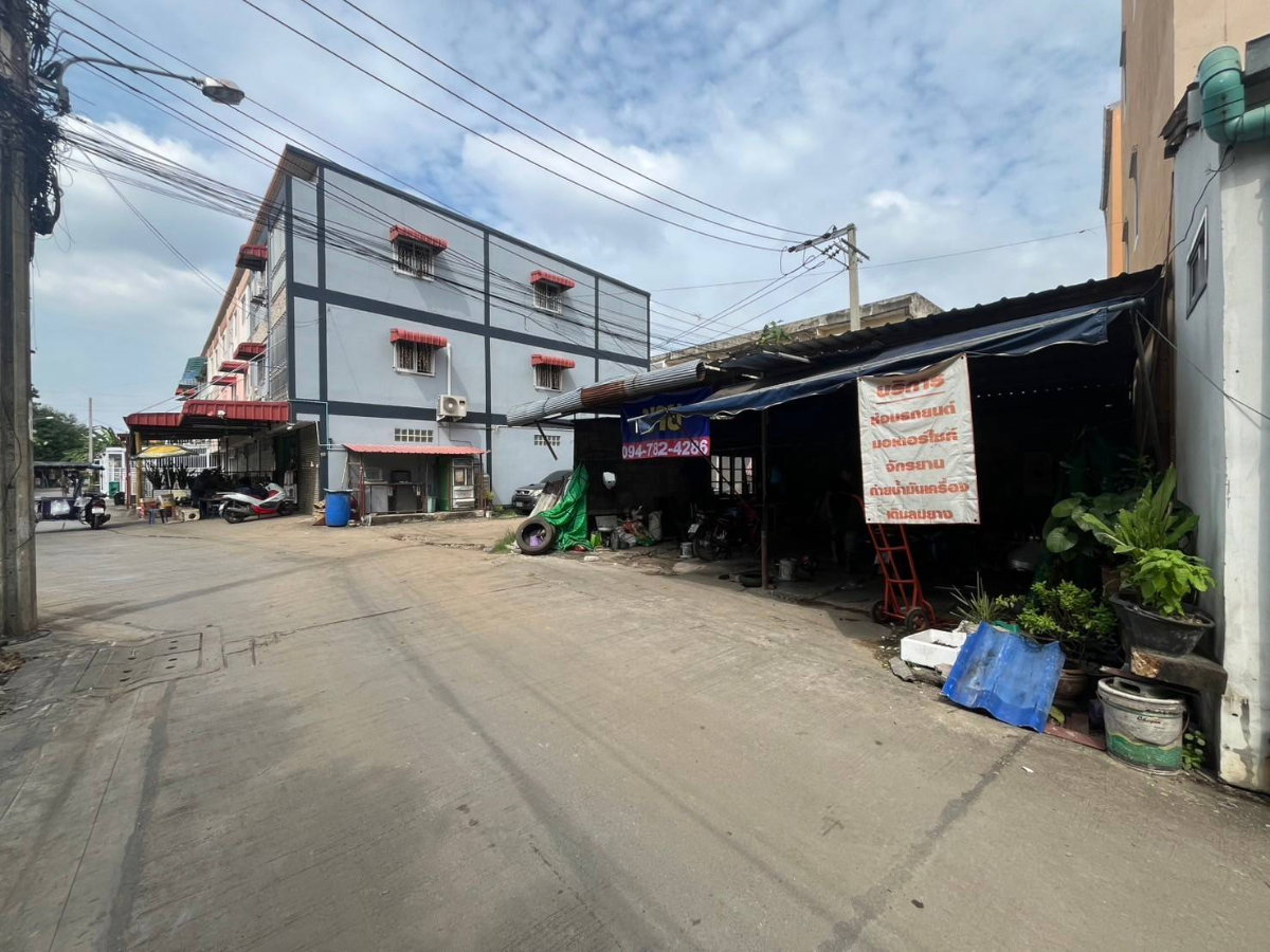 รูป ขาย ที่ดิน เปล่า ซอยเพชรเกษม 63-69 แปลงมุม 47.9 ตรว เข้าออกได้ 2ทาง - รูปที่ 3/5