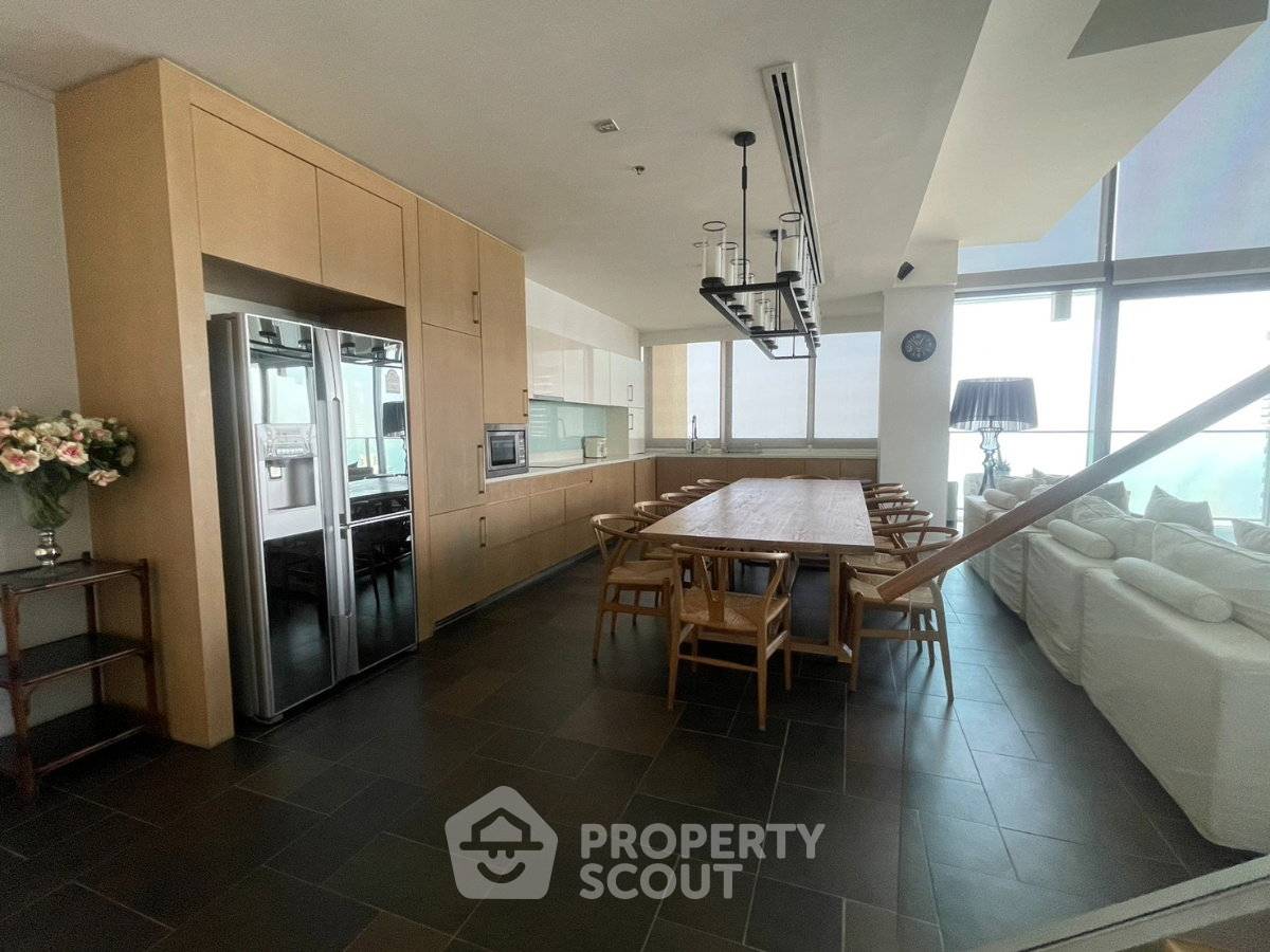 picture 40th-Floor 4-BR 219 Sqm Condo At Southpoint Pattaya (ID 3328166) - 9/36