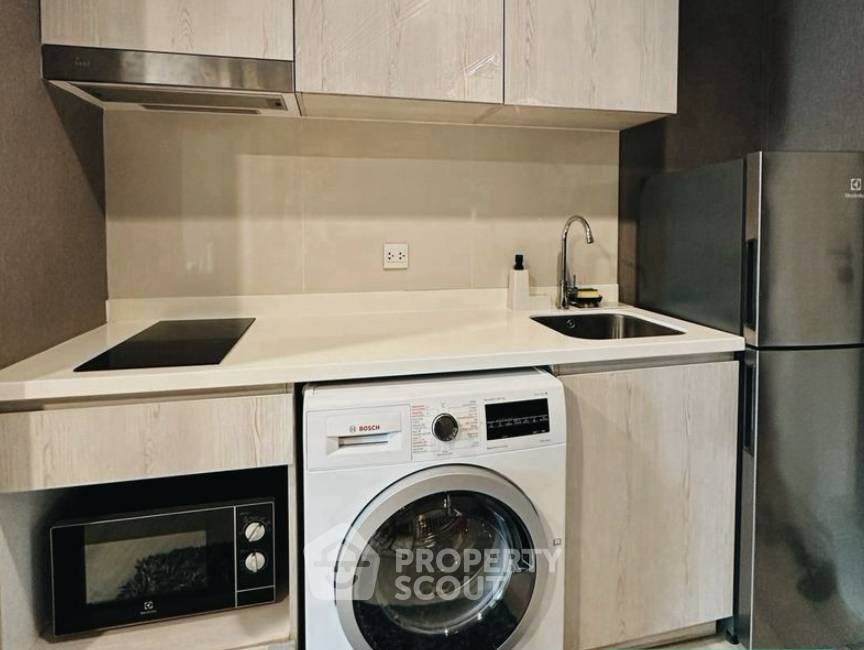picture 1-BR Condo At Life One Wireless Near BTS Phloen Chit (ID 3319673) - 2/4