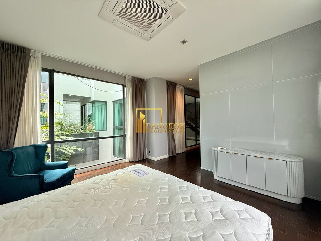 รูป The Gentry Pattanakarn - Beautiful 4 Bedroom House For Rent - BR28004SH - รูปที่ 13/58