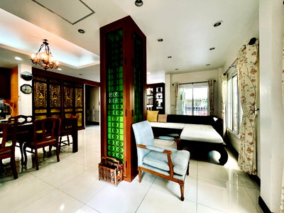 บ้านเดี่ยว เขตบางเขน : ขายบ้านเดี่ยว หมู่บ้านสกุลธร วัชรพล 2/3 ขนาด 55.5 ตร.ว. ใกล้ถนนตัดใหม่! รีโนเวทใหม่ทั้งหลัง