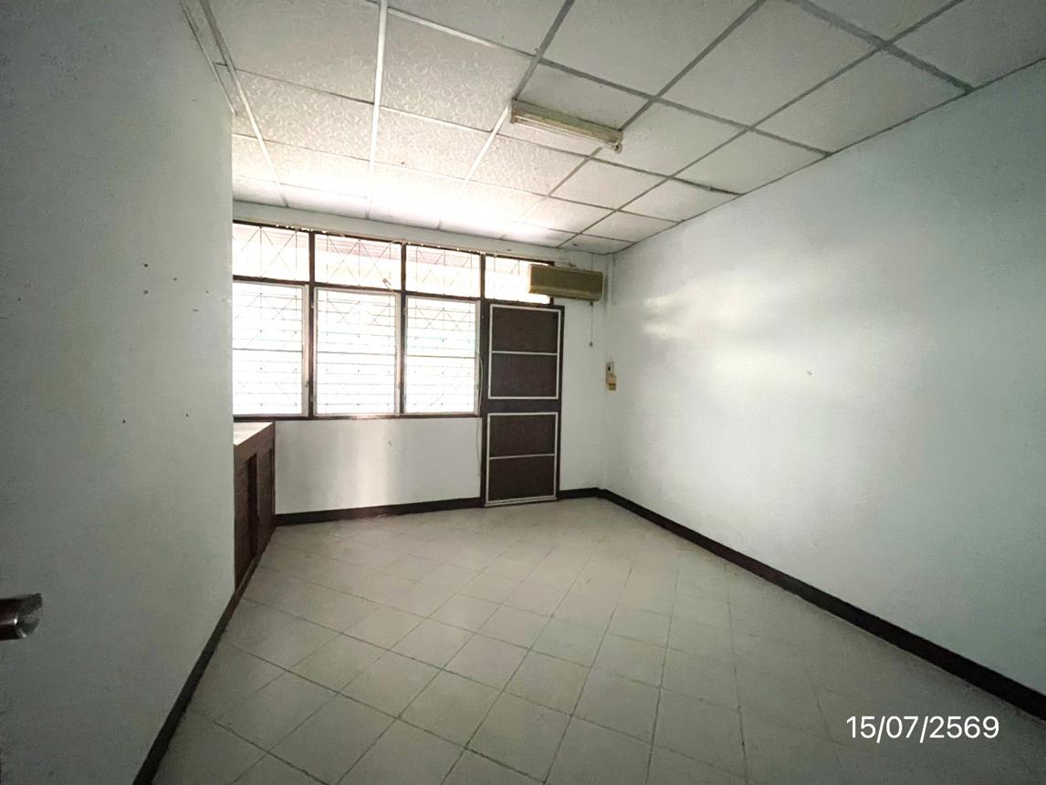 picture TOWN HOUSE 25 Sq.w. Si Racha Chonburi for 1.3M - 34/41