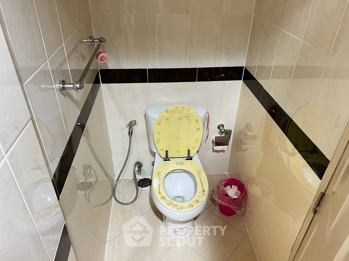 picture 5-BR Townhouse in Lat Yao (ID 3326877) - 9/36