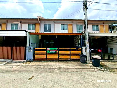 Townhouses for sale Department of Livestock Development Pathum Thani : TOWN HOUSE 17.3 Sq.w. Muang Pathum Thani Pathumthani for 1.7M